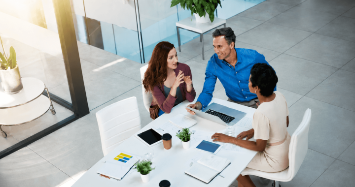 The Art of Positioning: How to Stand Out in a Crowded Digital Market